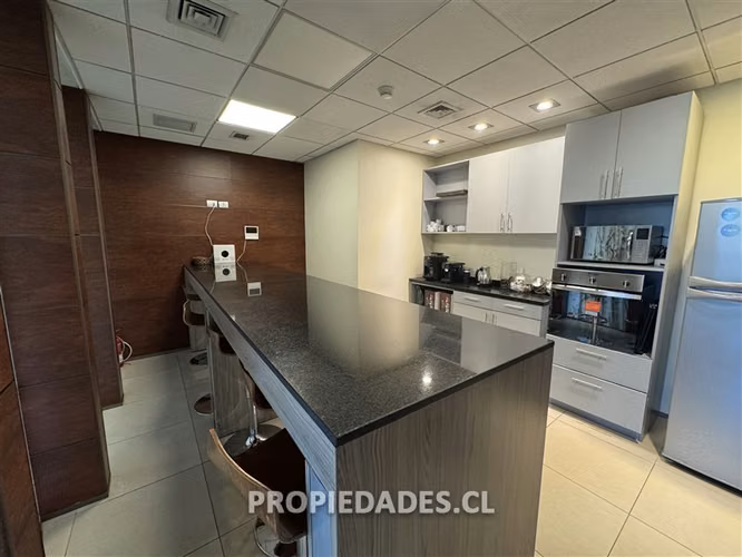 Esprectacular oficina en arriendo en Las Condes - Imagen 17
