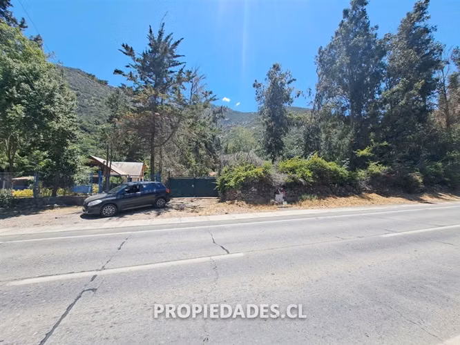 Casa y Terreno en venta en San José de Maipo