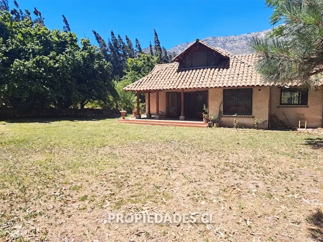 Casa y Terreno en venta en San José de Maipo