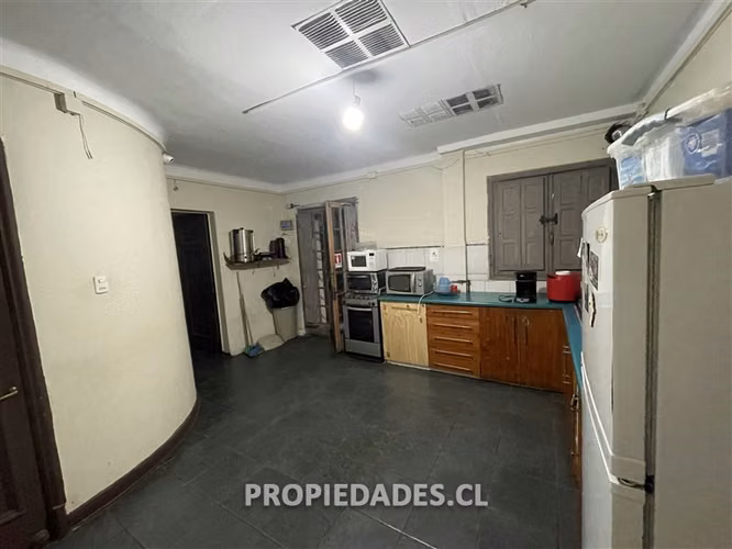 Oficina para Institución o Empresa en venta en Providencia.