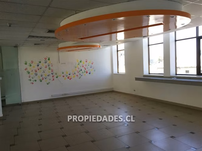 Oficina en arriendo en Providencia