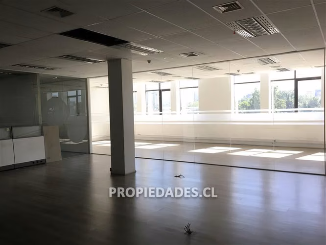 Oficina en arriendo en Providencia