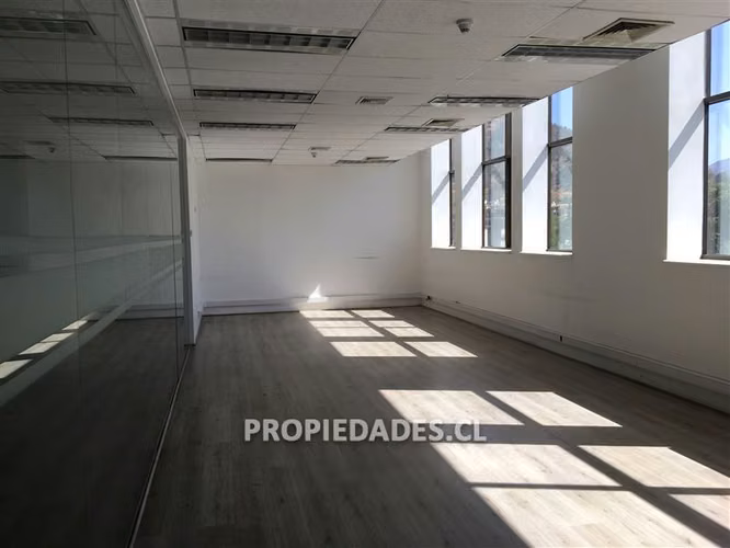 Oficina en arriendo en Providencia