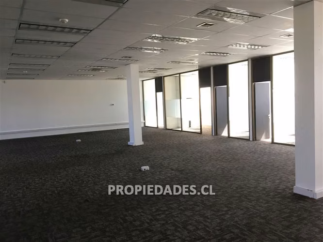 Oficina en arriendo en Providencia