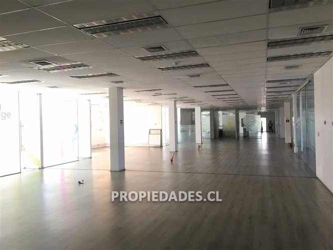 Oficina en arriendo en Providencia