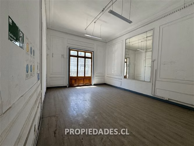 Local Comercial-los Héroes en venta en Santiago