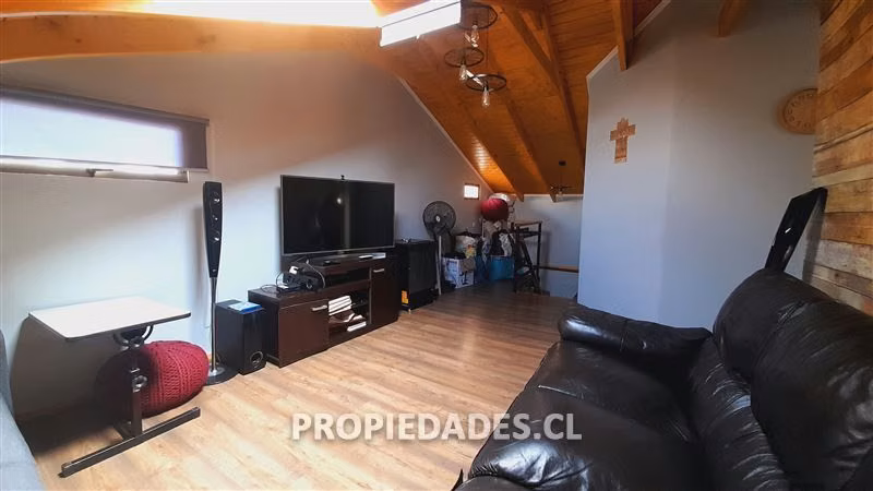 Casa en venta en Peñalolén / 6 dorm. / Emilio Aldunate - Imagen 9