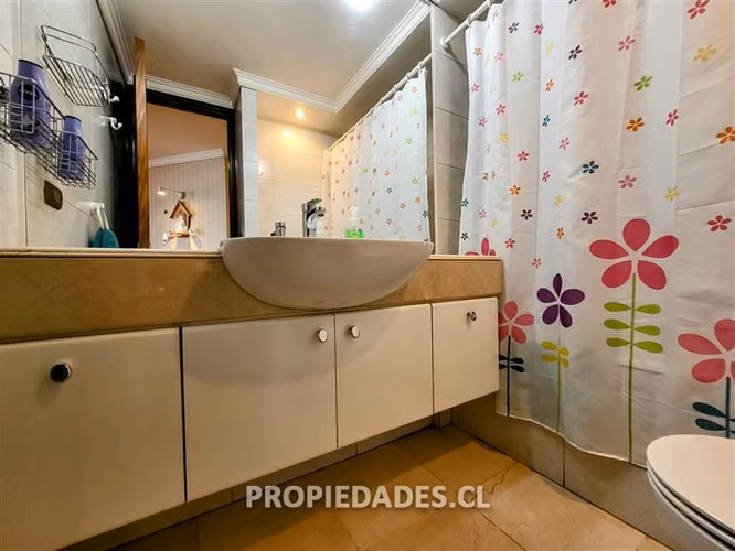 Departamento en venta de 5 dorm. en Las Condes GRAN VISTA