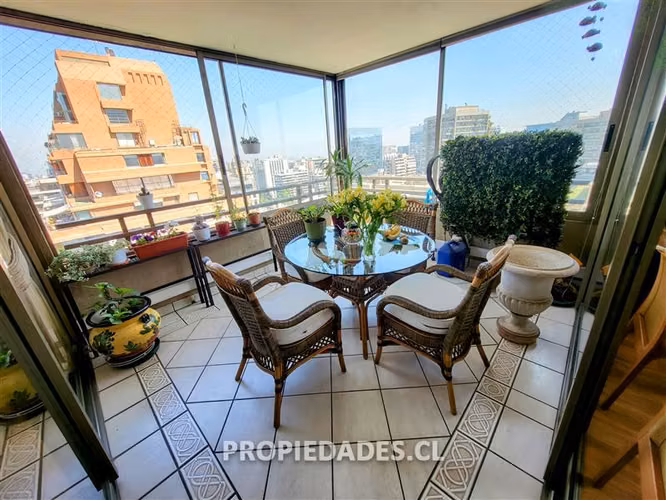 Departamento en venta de 5 dorm. en Las Condes GRAN VISTA