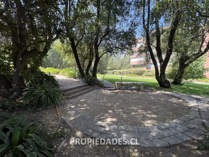 Departamento en venta de 5 dorm. en Las Condes