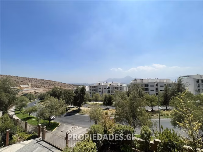 Departamento en venta de 5 dorm. en Las Condes