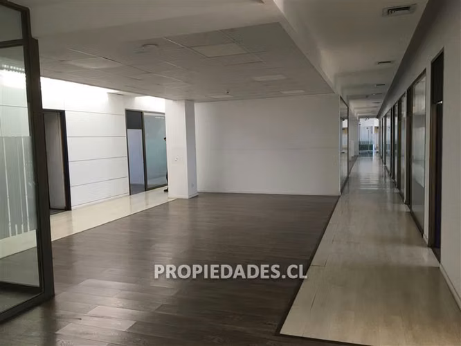 Oficina en arriendo en Providencia