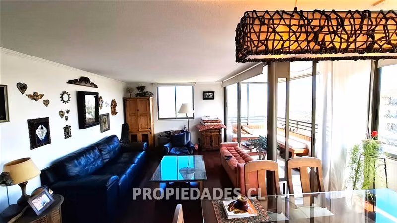Departamento en venta de 3 dorm. en Las Condes