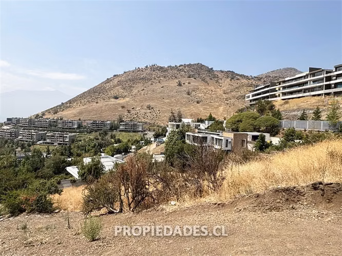 Terreno Construccion en Venta en Lo Barnechea