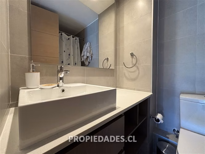 Departamento en venta de 2 dorm. en Las Condes