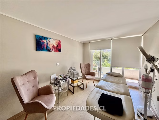 Departamento en venta de 2 dorm. en Las Condes