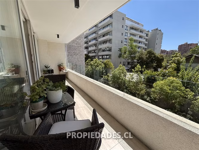 Departamento en venta de 2 dorm. en Las Condes