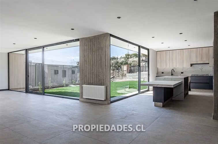 Casa en Venta en Lo Barnechea
