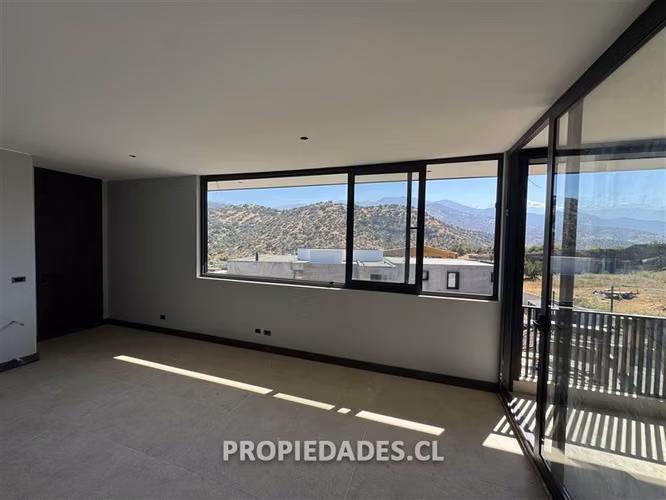Casa en Venta en Lo Barnechea