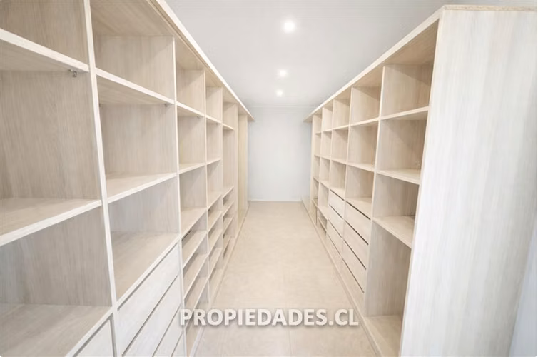 Casa en Venta en Lo Barnechea