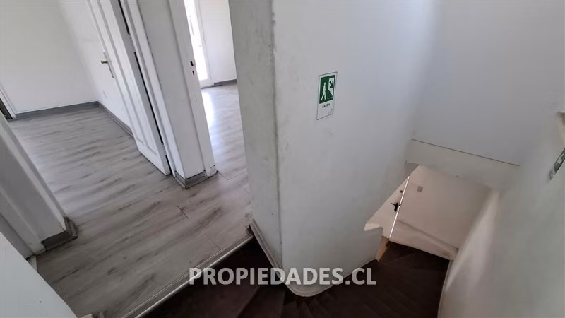 Casa en arriendo de 6 dorm. en Ñuñoa
