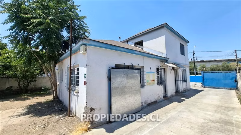 Casa en arriendo de 6 dorm. en Ñuñoa
