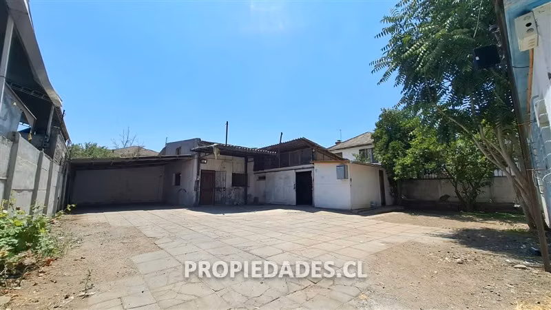 Casa en arriendo de 6 dorm. en Ñuñoa