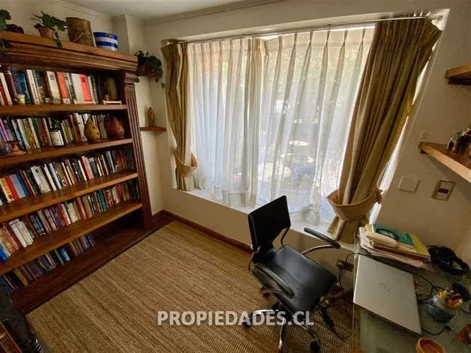 Casa en venta de 4 D 4 San Carlos de Apoquindo