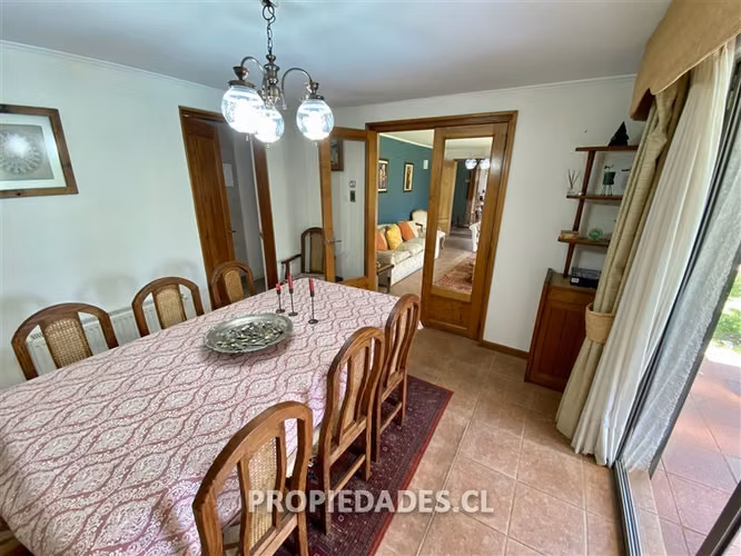 Casa en venta de 4 D 4 San Carlos de Apoquindo