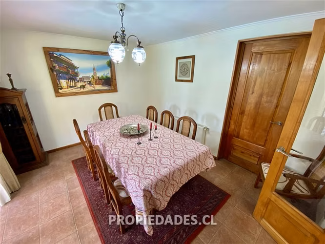 Casa en venta de 4 D 4 San Carlos de Apoquindo - Imagen 9