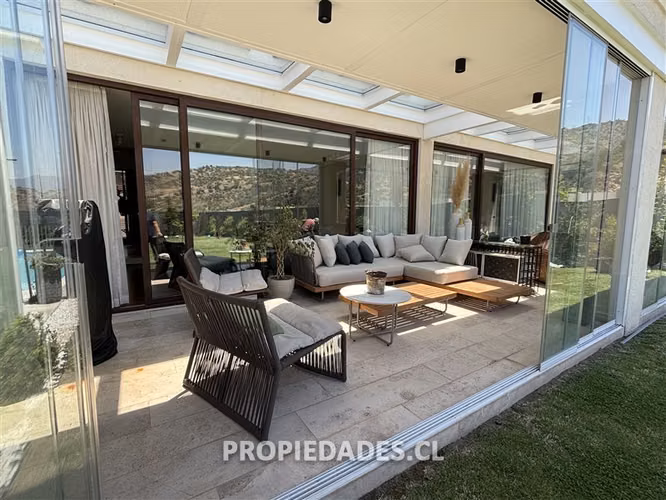 Casa en Venta en Lo Barnechea