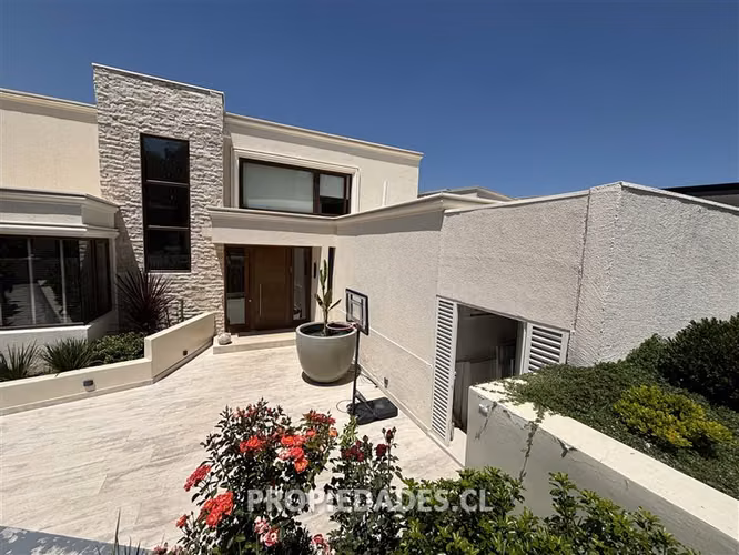 Casa en Venta en Lo Barnechea