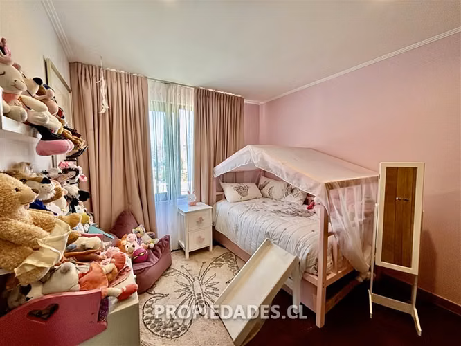 Casa en Venta en Lo Barnechea