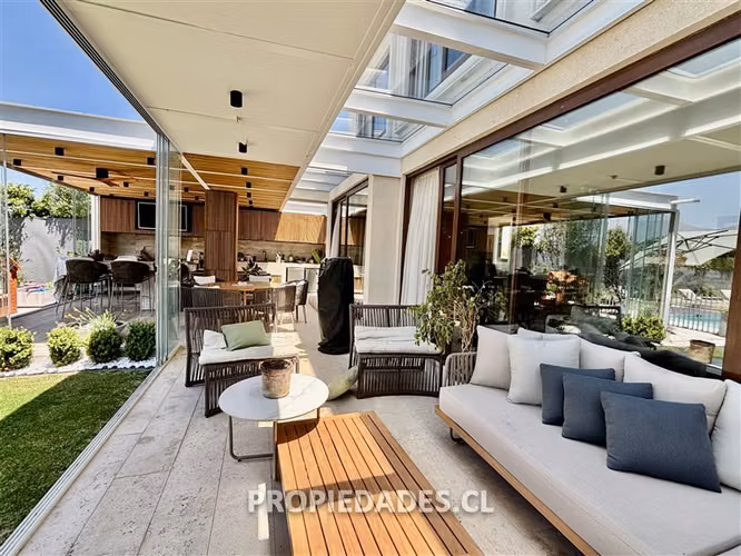 Casa en Venta en Lo Barnechea