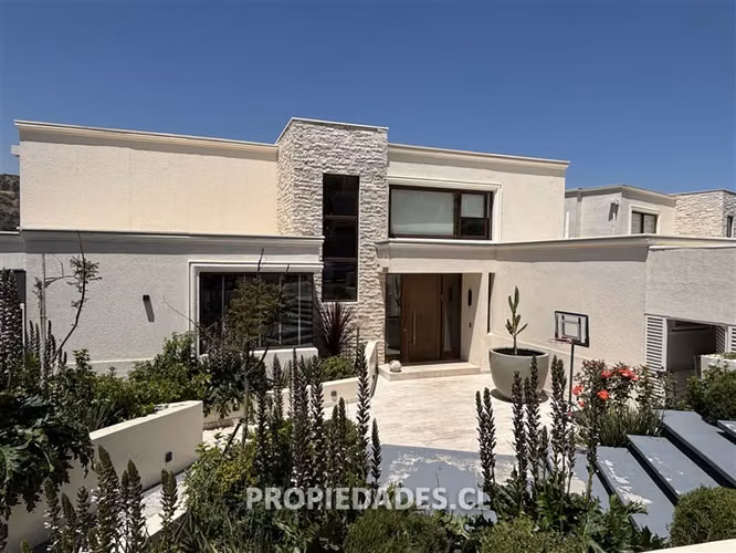 Casa en Venta en Lo Barnechea