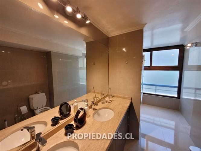 Departamento totalmente renovado de 4 dorm. en Providencia - Imagen 11