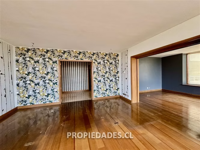 Departamento en venta de 2 dorm. en Lo Barnechea