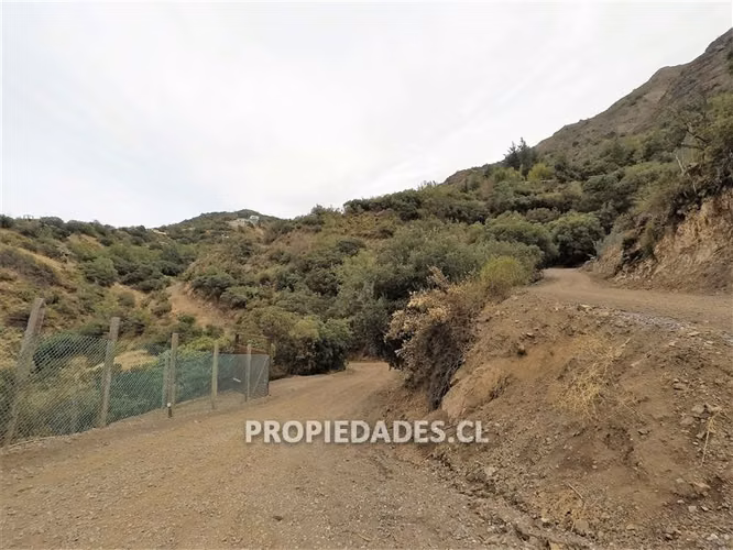 Casa en venta de 5 dorm. en Lo Barnechea