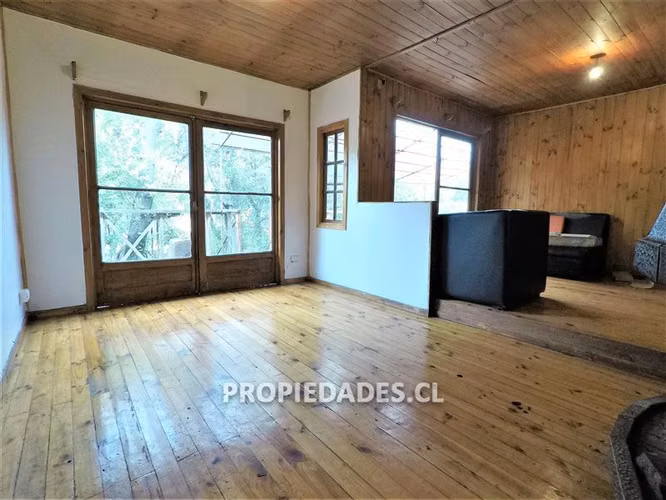 Casa en venta de 5 dorm. en Lo Barnechea