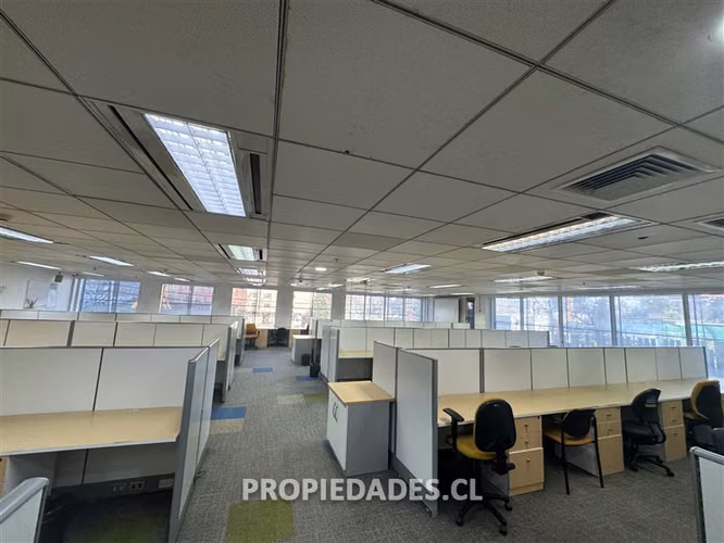Oficina en arriendo en Providencia