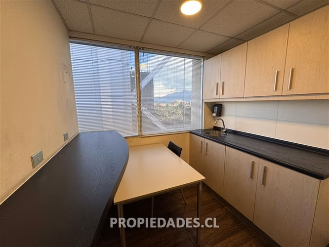 Oficina en arriendo en Providencia