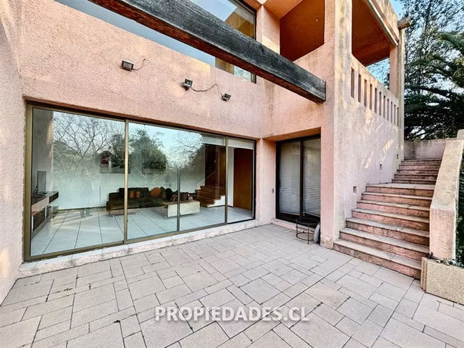 Casa en venta de 5 dormitorios en Huinganal, Lo Barnechea