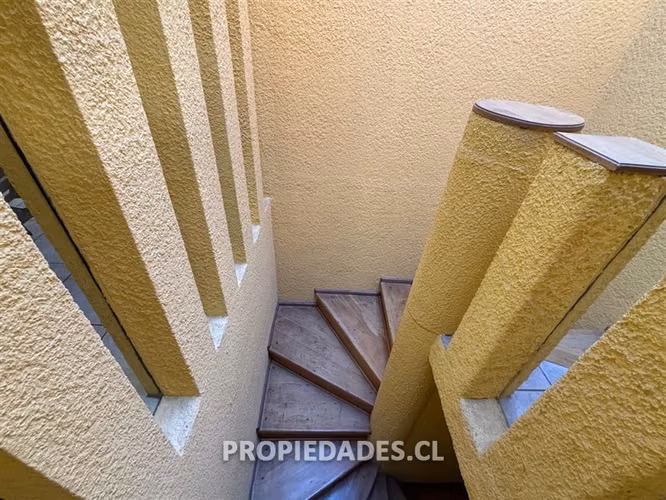 Casa en venta de 5 dormitorios en Huinganal, Lo Barnechea