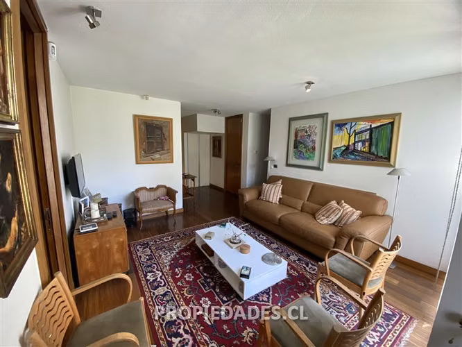 Departamento en venta de 4 d y 4 baños en Lo Barnechea