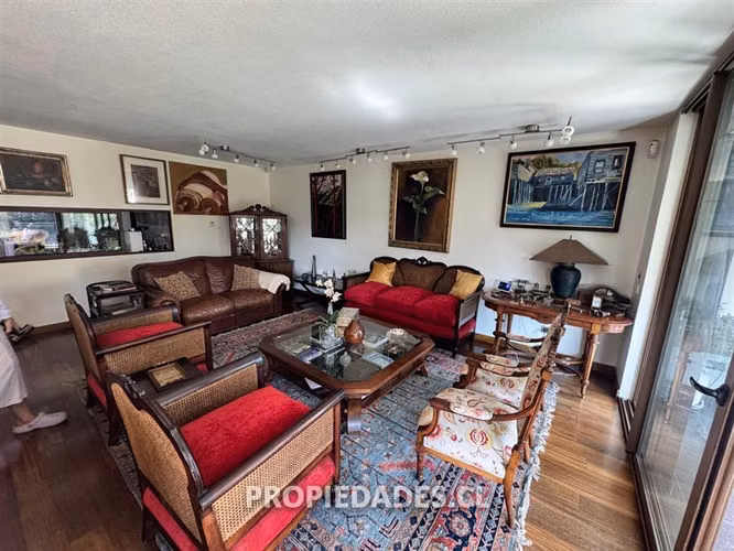 Departamento en venta de 4 d y 4 baños en Lo Barnechea