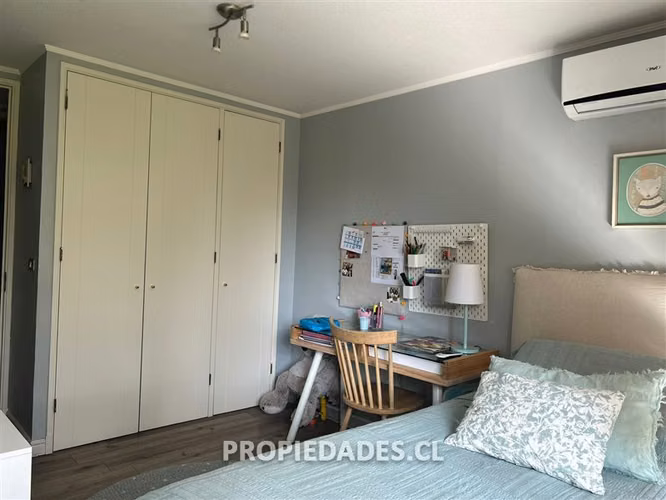 Depto en venta de 4 dorm. en Huechuraba