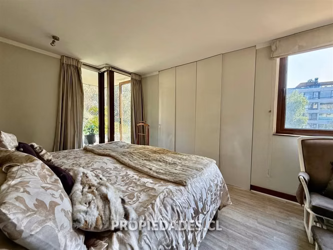 Departamento en venta de 3 dorm. en Lo Barnechea