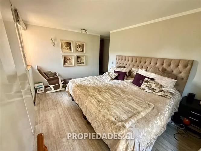 Departamento en venta de 3 dorm. en Lo Barnechea