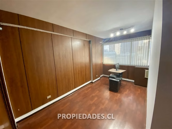 Oficina en arriendo en Santiago - Imagen 11