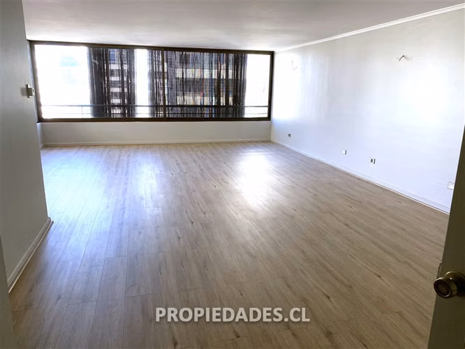 Departamento en venta de 2 dorm. en Las Condes